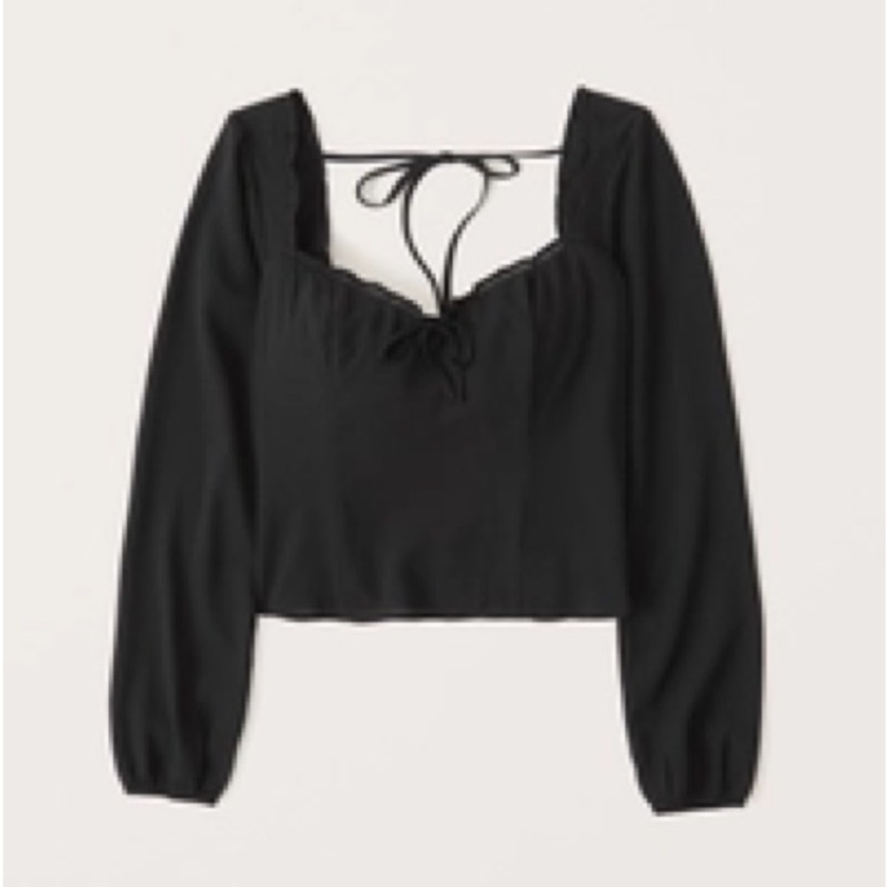 NWOT Abercrombie long sleeve sweetheart top